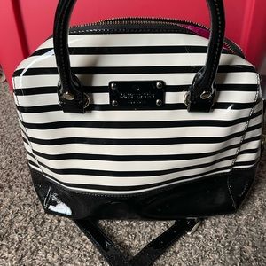 Kate spade bag, new, with cross body removable strap